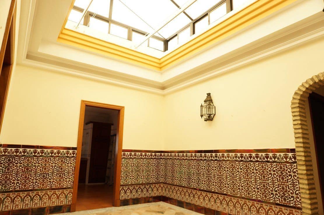 4 bedroom Villa for rent in Chipiona with garage - € 2,000 (Ref: 4957239)