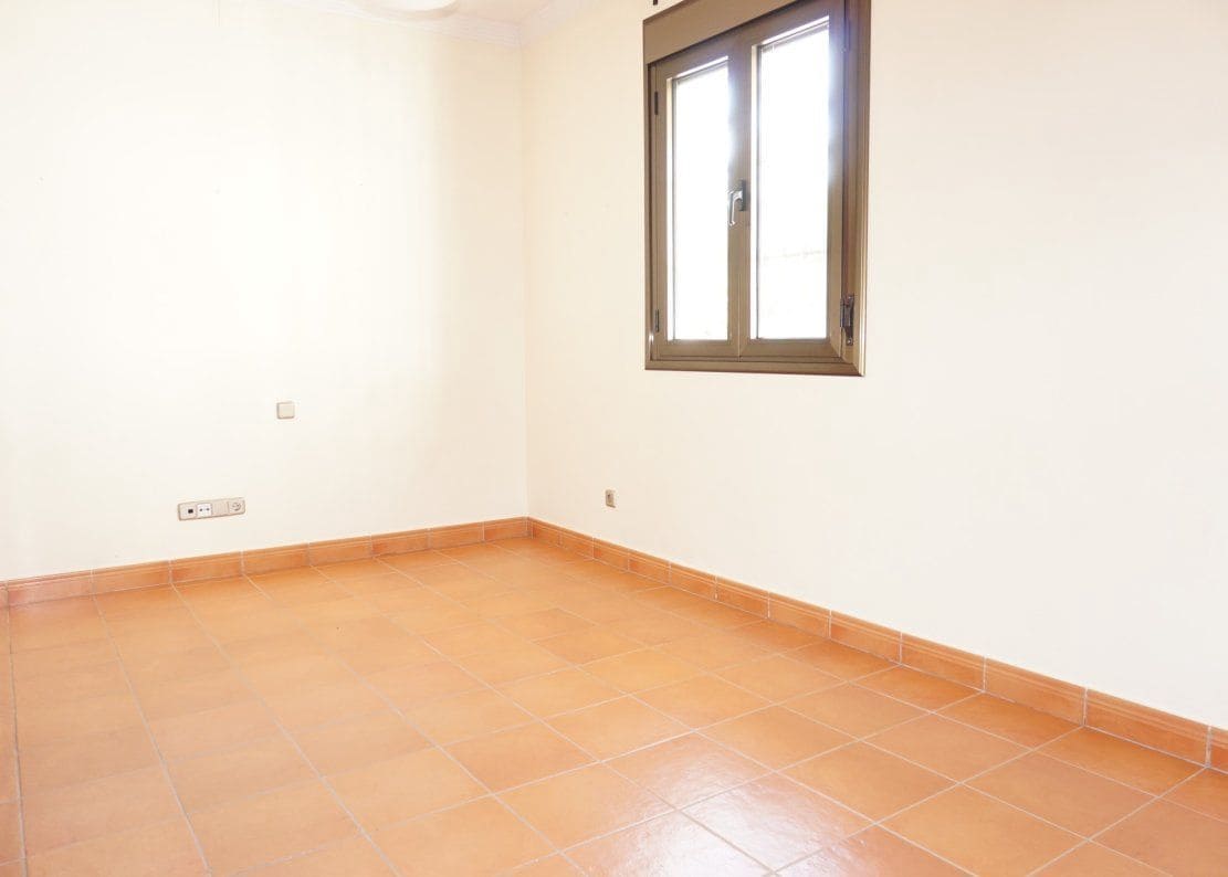 4 bedroom Villa for rent in Chipiona with garage - € 2,000 (Ref: 4957239)