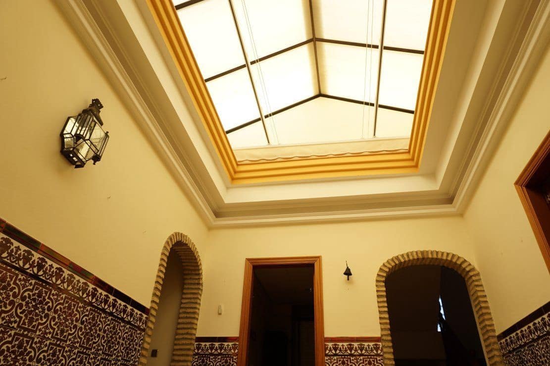 4 bedroom Villa for rent in Chipiona with garage - € 2,000 (Ref: 4957239)