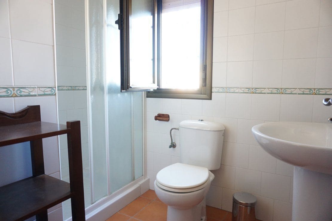 4 bedroom Villa for rent in Chipiona with garage - € 2,000 (Ref: 4957239)