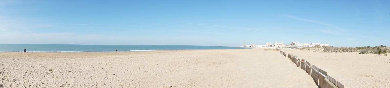 4 bedroom Villa for rent in Chipiona with garage - € 2,000 (Ref: 4957239)