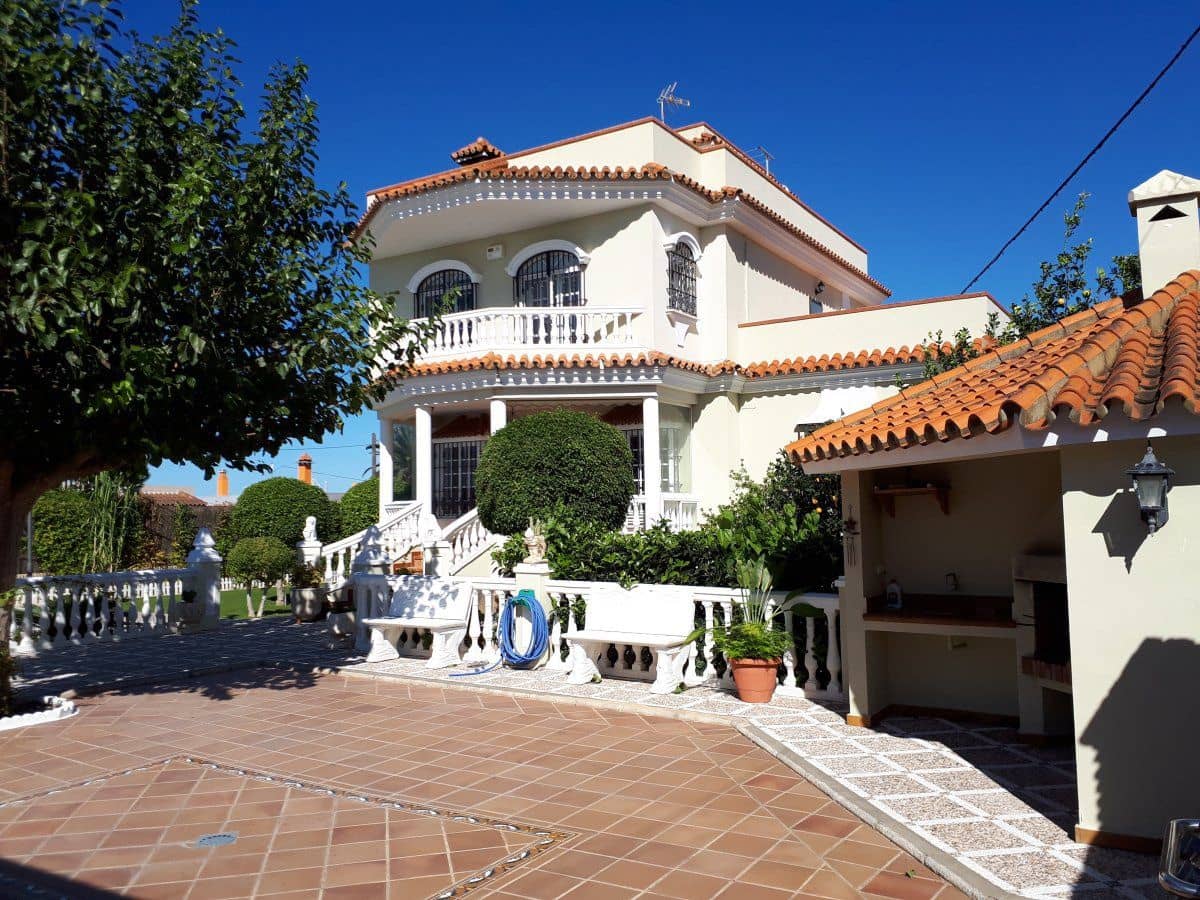 4 camera da letto Villa da affittare in Chipiona con piscina garage - 2.500 € (Rif: 4967170)