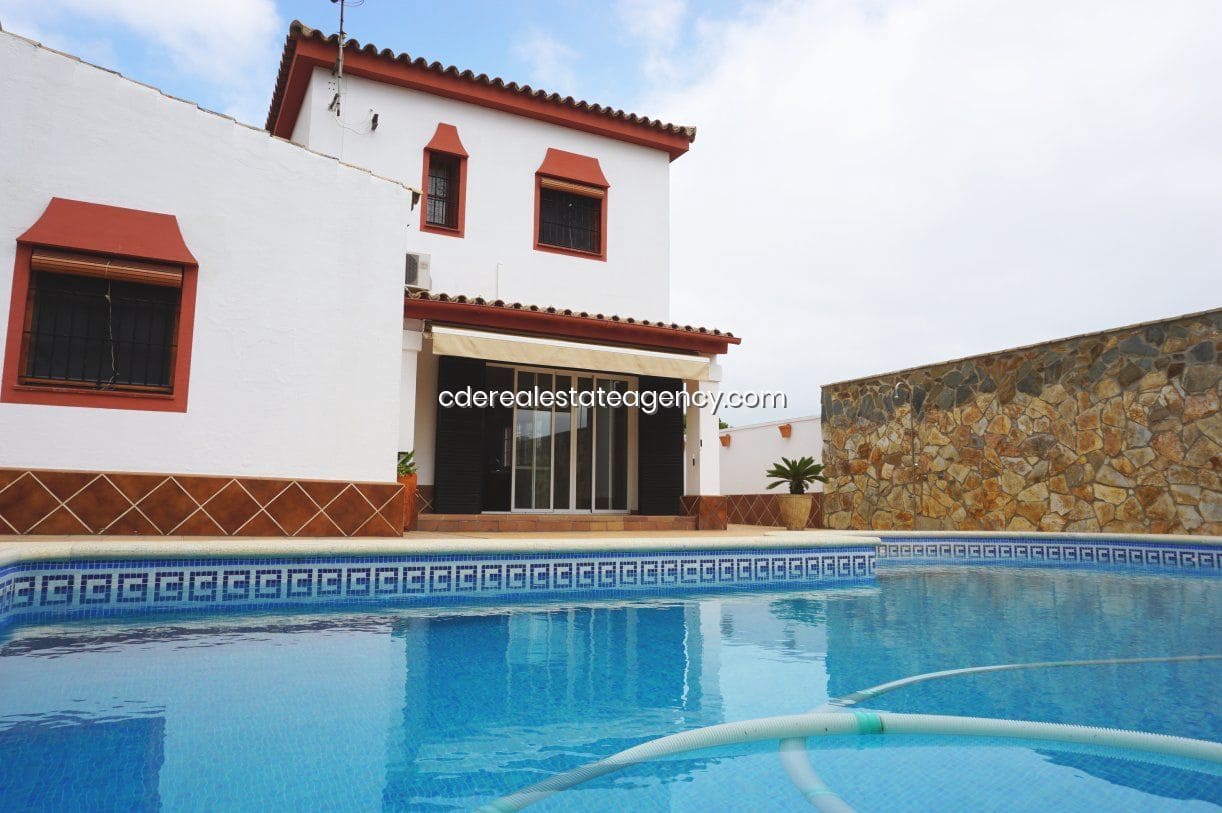 5 sypialnia Willa do wynajęcia w Rota z basenem garażem - 1 600 € (Ref: 6942295)