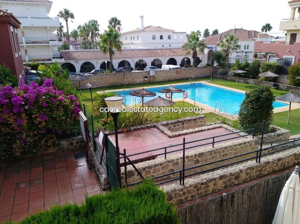 5 sypialnia Willa do wynajęcia w Rota z basenem garażem - 1 600 € (Ref: 6942295)