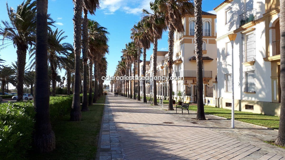 5 sypialnia Willa do wynajęcia w Rota z basenem garażem - 1 600 € (Ref: 6942295)