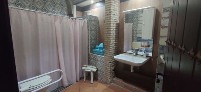 9 bedroom Villa for sale in Cañaveral de León - € 427,000 (Ref: 9317206)