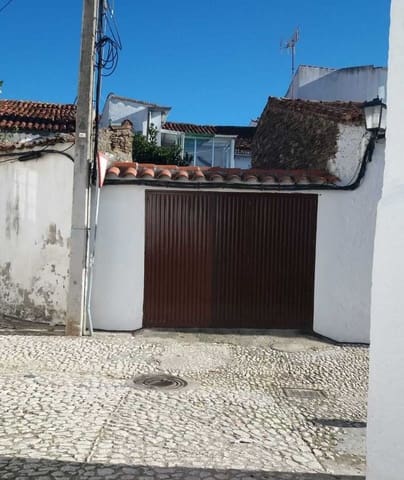 3 bedroom Townhouse for sale in Arroyomolinos de León with garage - € 105,000 (Ref: 9317207)