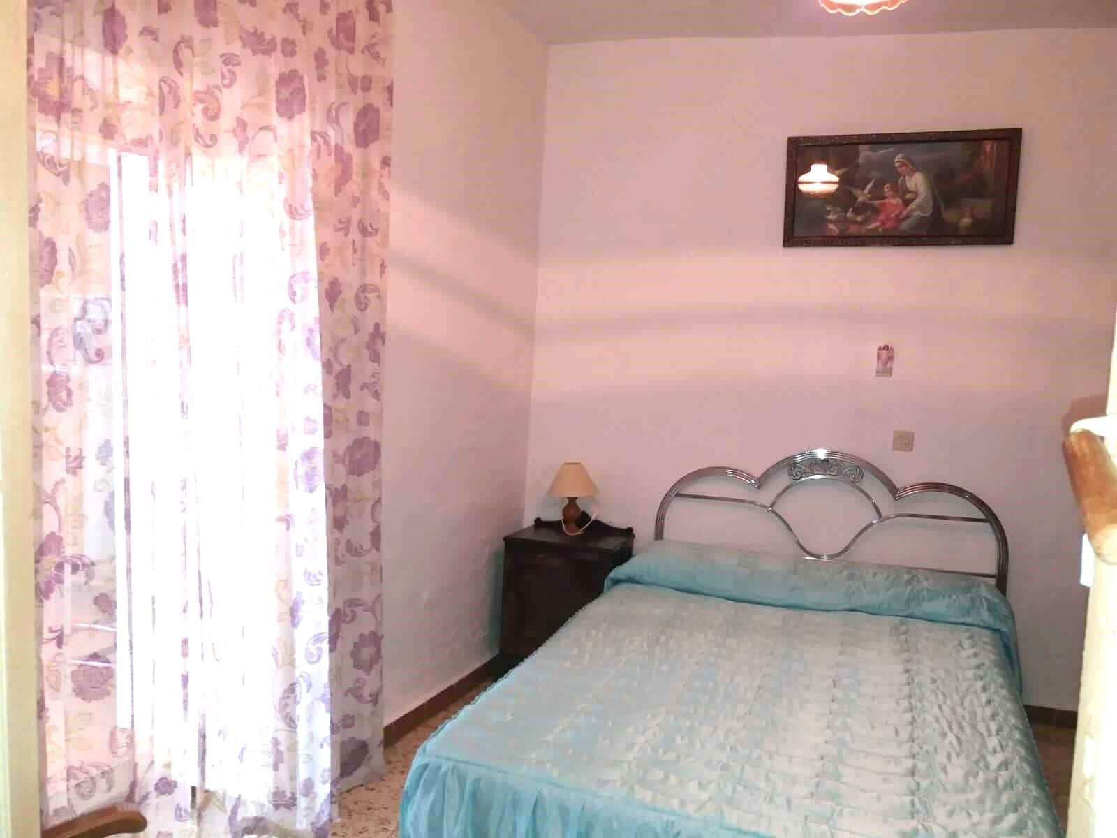 3 bedroom Townhouse for sale in Arroyomolinos de Leon with garage - € 105,000 (Ref: 9317207)