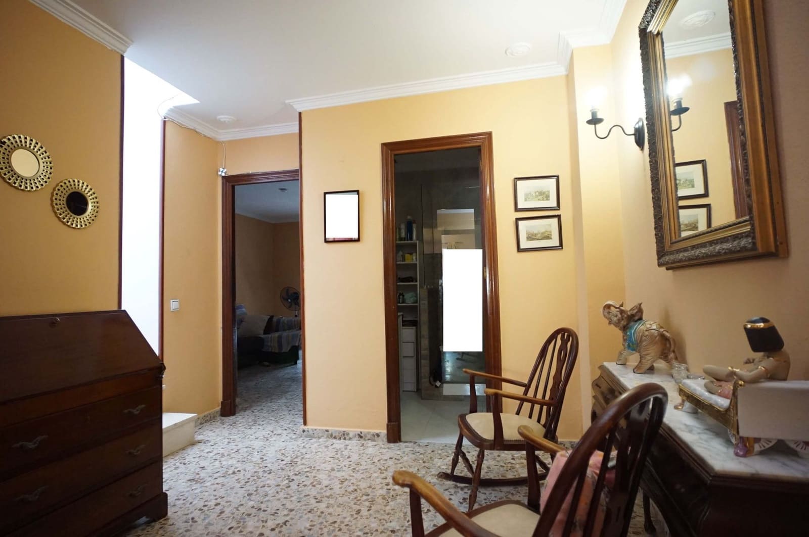 4 bedroom Villa for sale in El Puerto de Santa Maria - € 300,000 (Ref: 9317209)