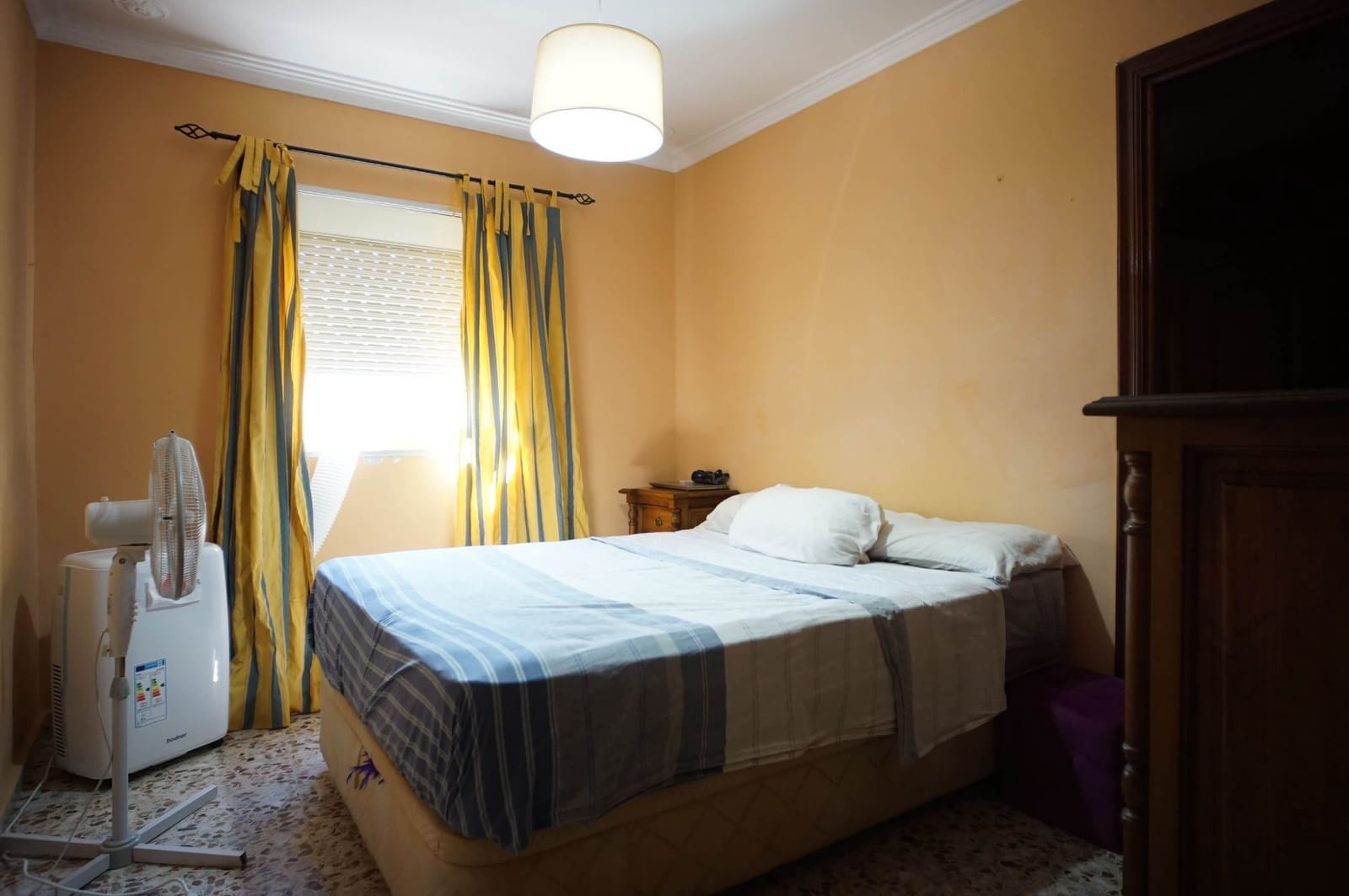 4 bedroom Villa for sale in El Puerto de Santa Maria - € 300,000 (Ref: 9317209)