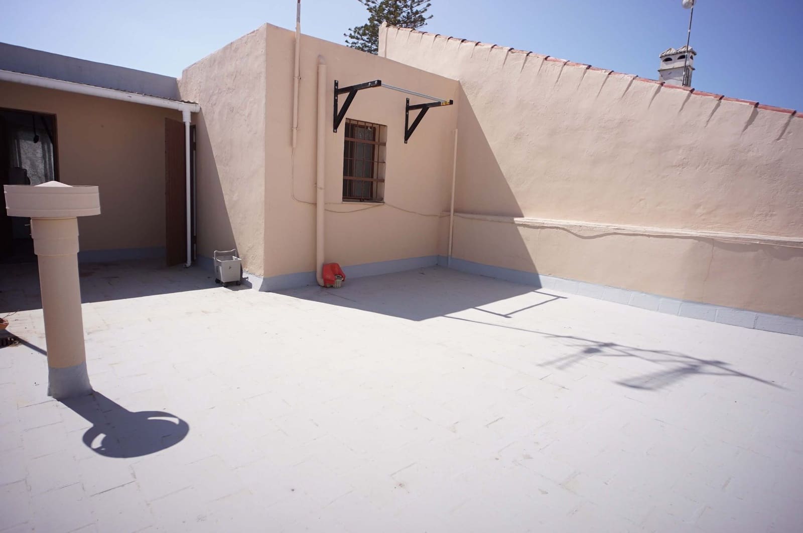 4 bedroom Villa for sale in El Puerto de Santa Maria - € 300,000 (Ref: 9317209)