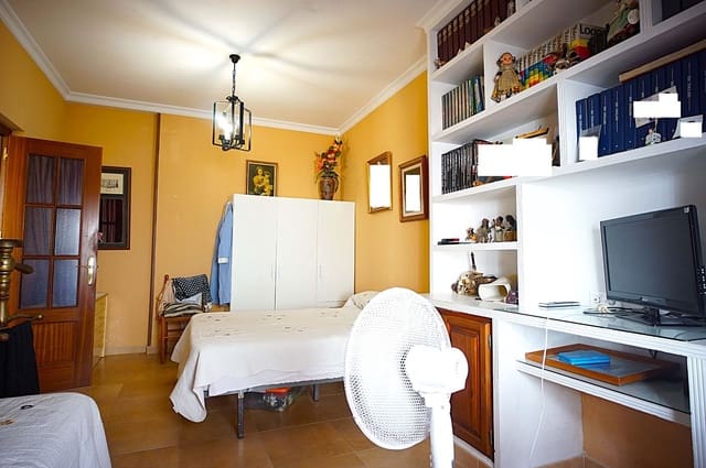 4 sovrum Villa till salu i El Puerto de Santa María - 300 000 € (Ref: 9317209)