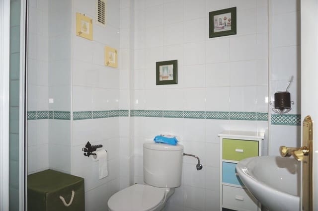 3 slaapkamer Penthouse te koop in Rota met zwembad garage - € 345.000 (Ref: 9317210)