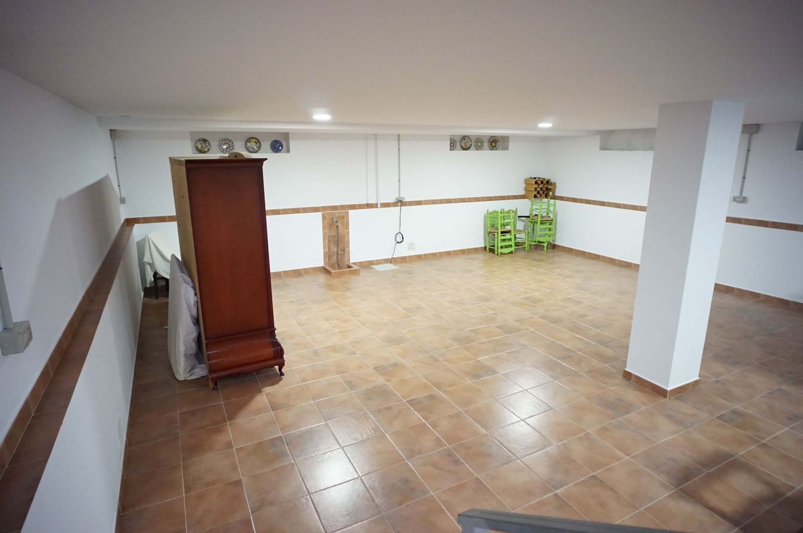 2 sovrum Finca/Hus på landet till salu i Rota med garage - 309 000 € (Ref: 9317211)