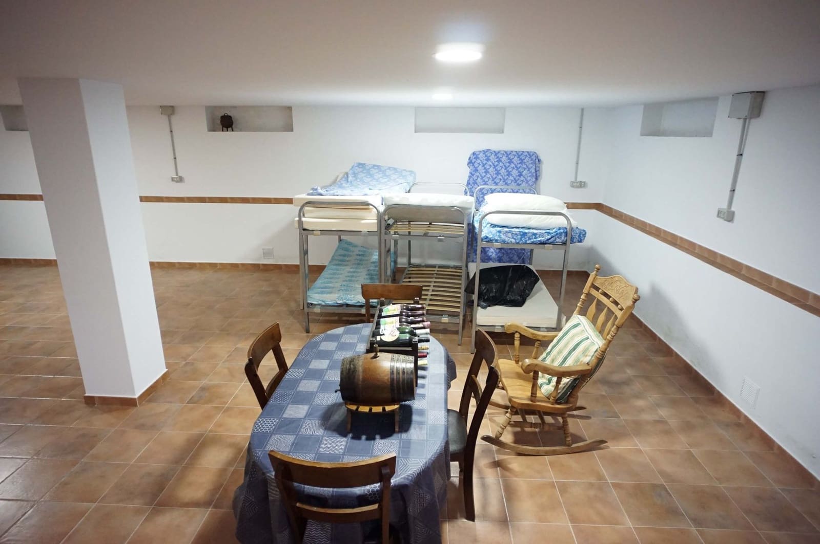 2 sovrum Finca/Hus på landet till salu i Rota med garage - 309 000 € (Ref: 9317211)