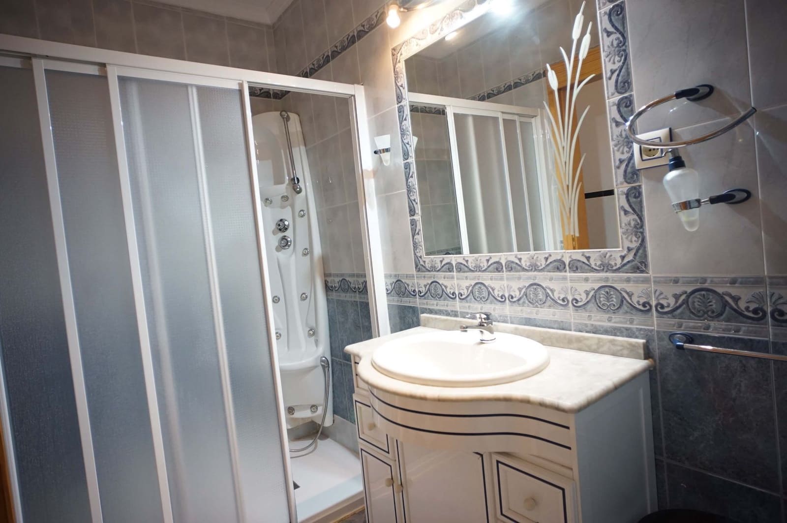 5 soveværelse Villa til salg i Chipiona med garage - € 270.000 (Ref: 9317212)