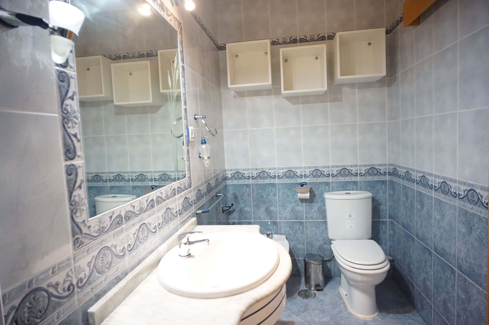 5 soveværelse Villa til salg i Chipiona med garage - € 270.000 (Ref: 9317212)