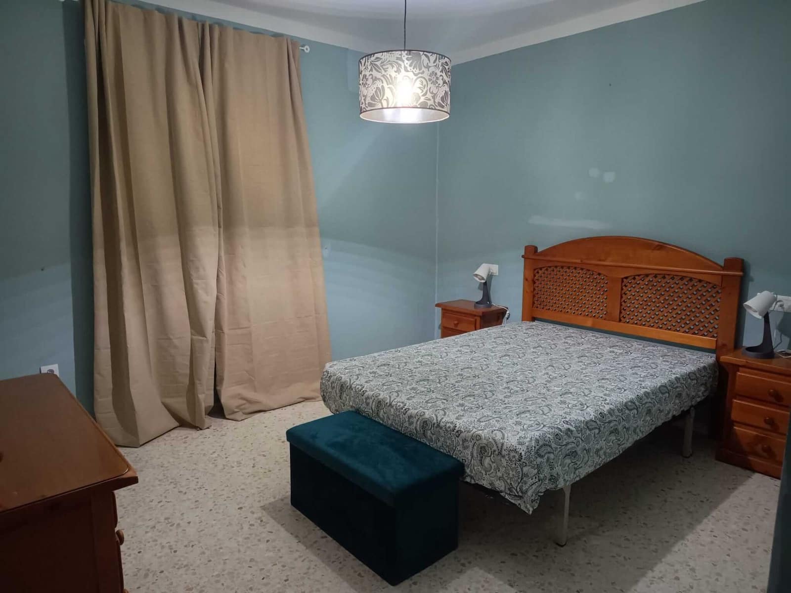 4 slaapkamer Halfvrijstaande villa te koop in Villamanrique de la Condesa met garage - € 125.000 (Ref: 9317213)