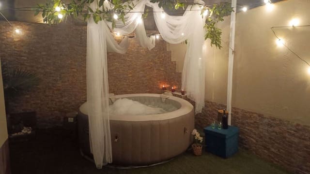 4 bedroom Semi-detached Villa for sale in Villamanrique de la Condesa with garage - € 125,000 (Ref: 9317213)