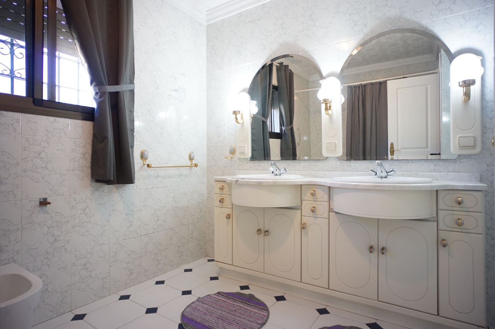 3 soveværelse Villa til leje i El Puerto de Santa Maria med swimmingpool garage - € 1.800 (Ref: 9317215)