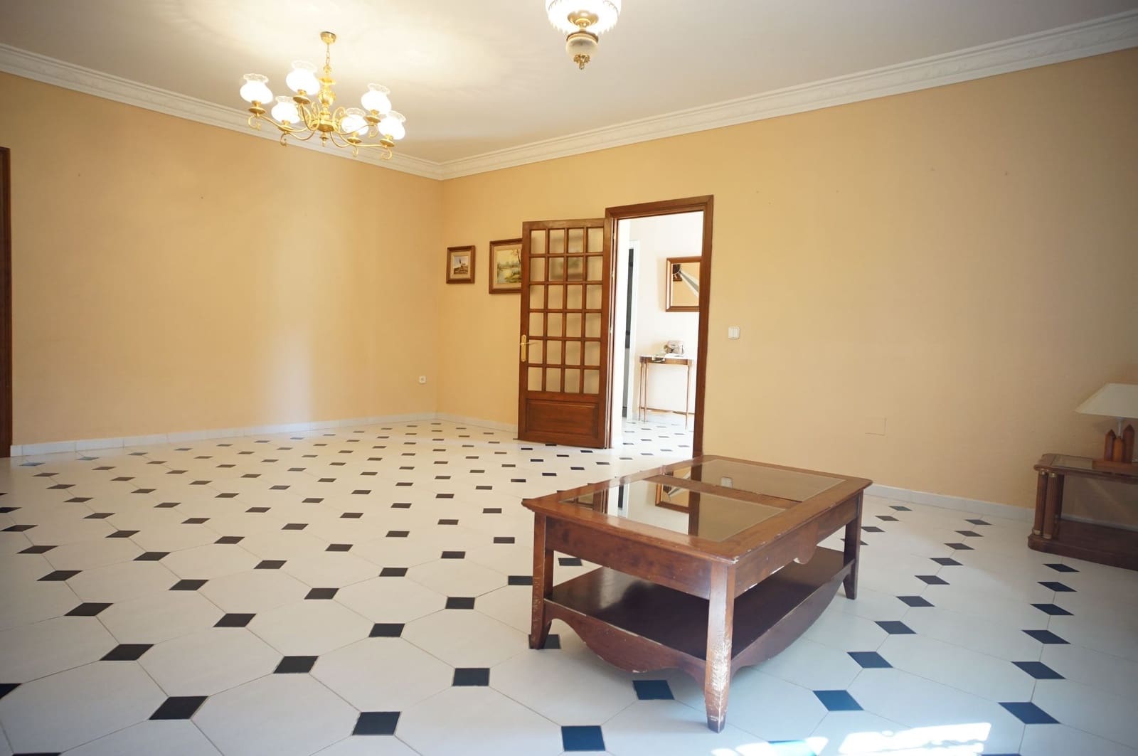 3 soveværelse Villa til leje i El Puerto de Santa Maria med swimmingpool garage - € 1.800 (Ref: 9317215)