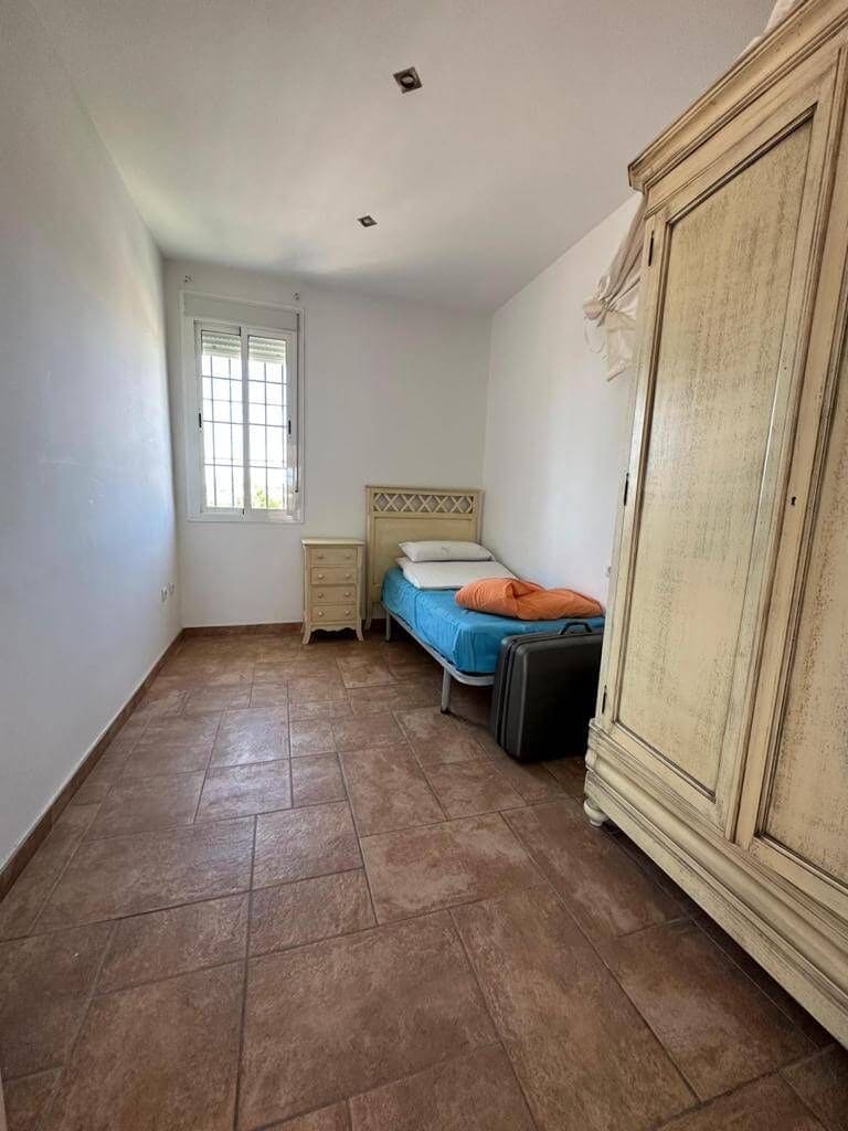 5 bedroom Villa for rent in Chipiona with pool garage - € 2,400 (Ref: 9317216)