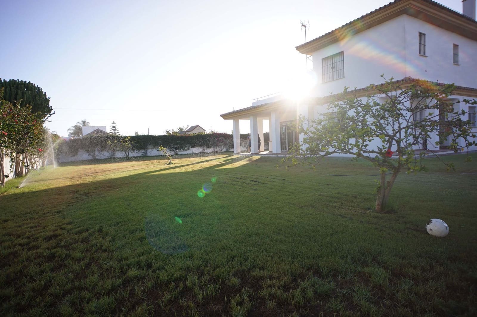 5 bedroom Villa for rent in Chipiona with pool garage - € 2,400 (Ref: 9317216)