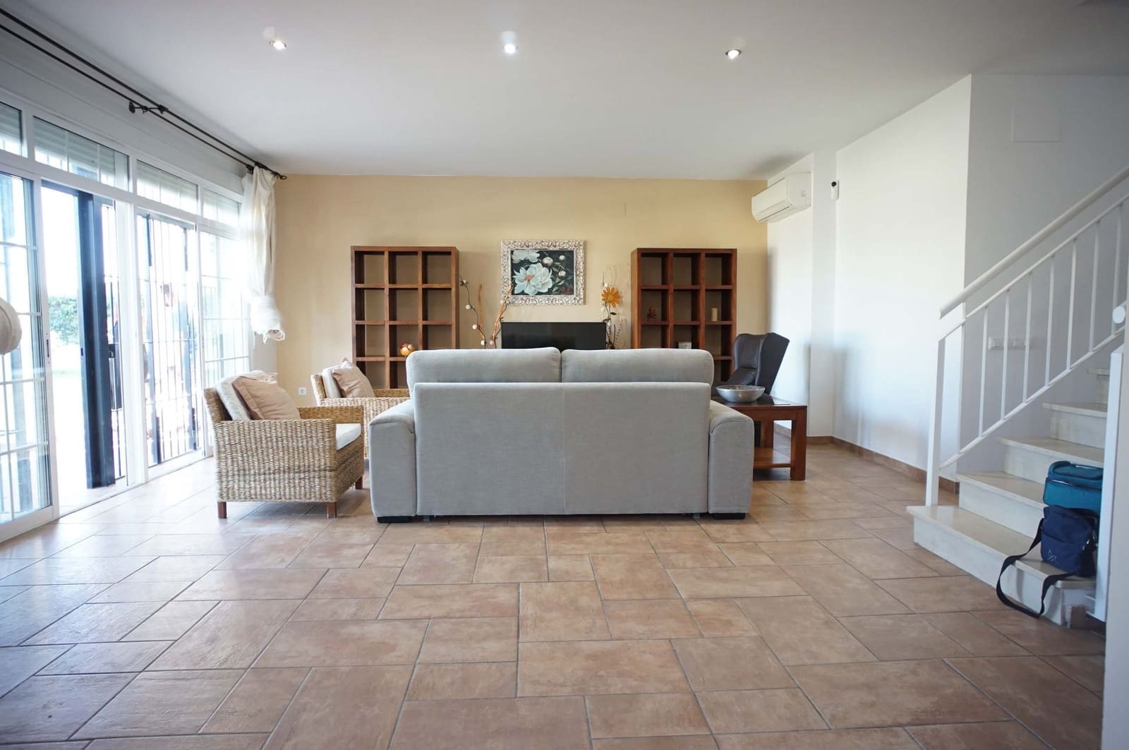 5 bedroom Villa for rent in Chipiona with pool garage - € 2,400 (Ref: 9317216)