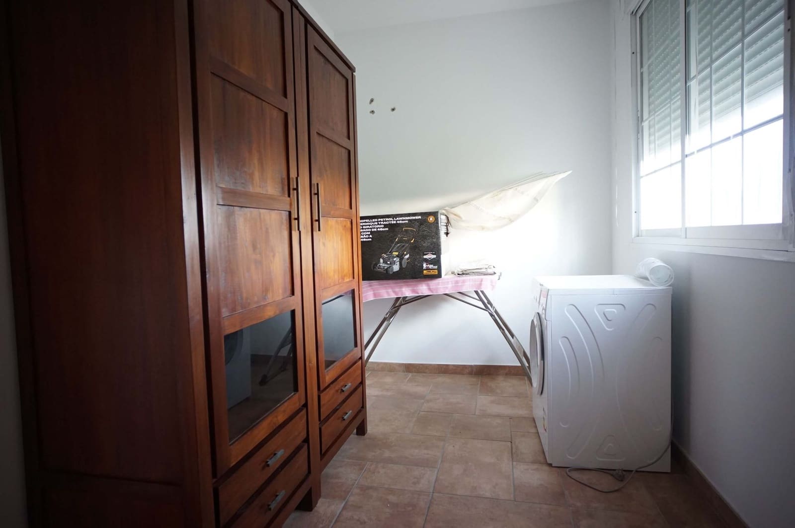 5 bedroom Villa for rent in Chipiona with pool garage - € 2,400 (Ref: 9317216)