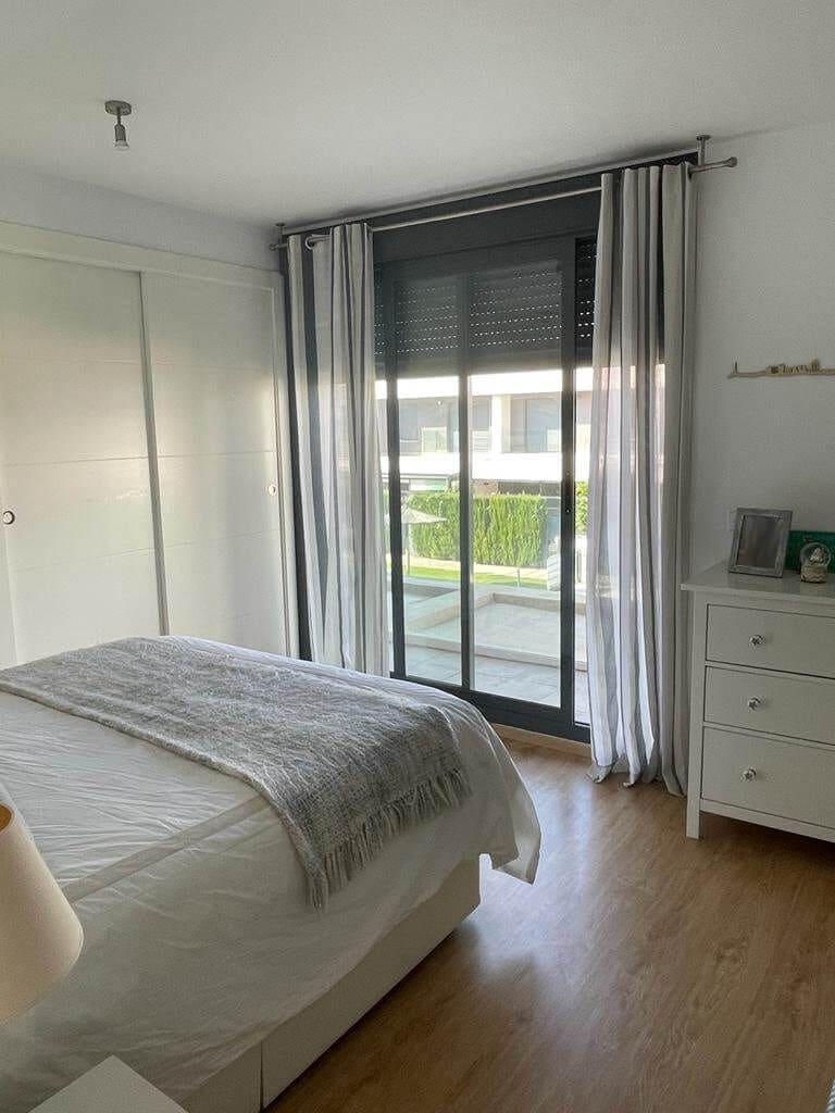 6 bedroom Villa for rent in El Puerto de Santa Maria with pool garage - € 2,800 (Ref: 9317217)