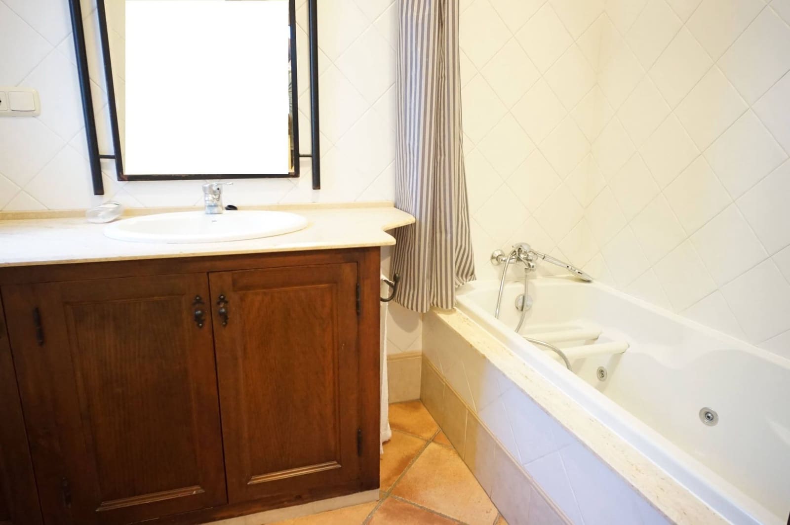 7 camera da letto Villa da affittare in Sanlucar de Barrameda con piscina garage - 2.500 € (Rif: 9317219)