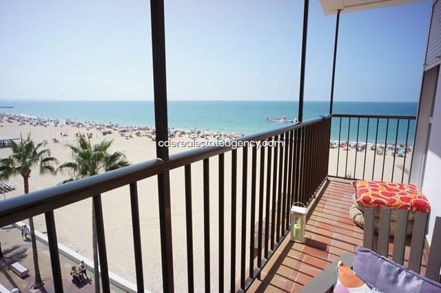 5 bedroom Villa for rent in Rota with pool garage - € 1,530 (Ref: 9317220)