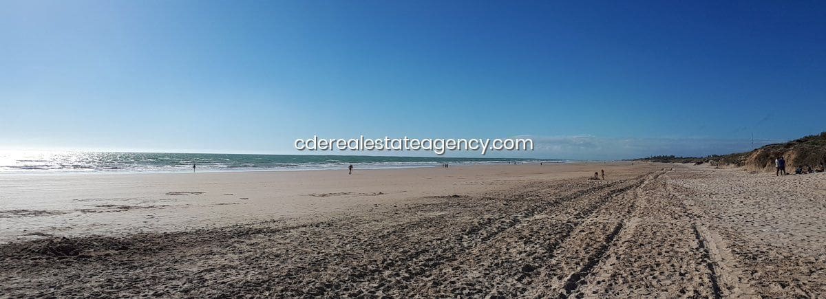 5 slaapkamer Villa te huur in Rota met zwembad garage - € 1.700 (Ref: 9317221)