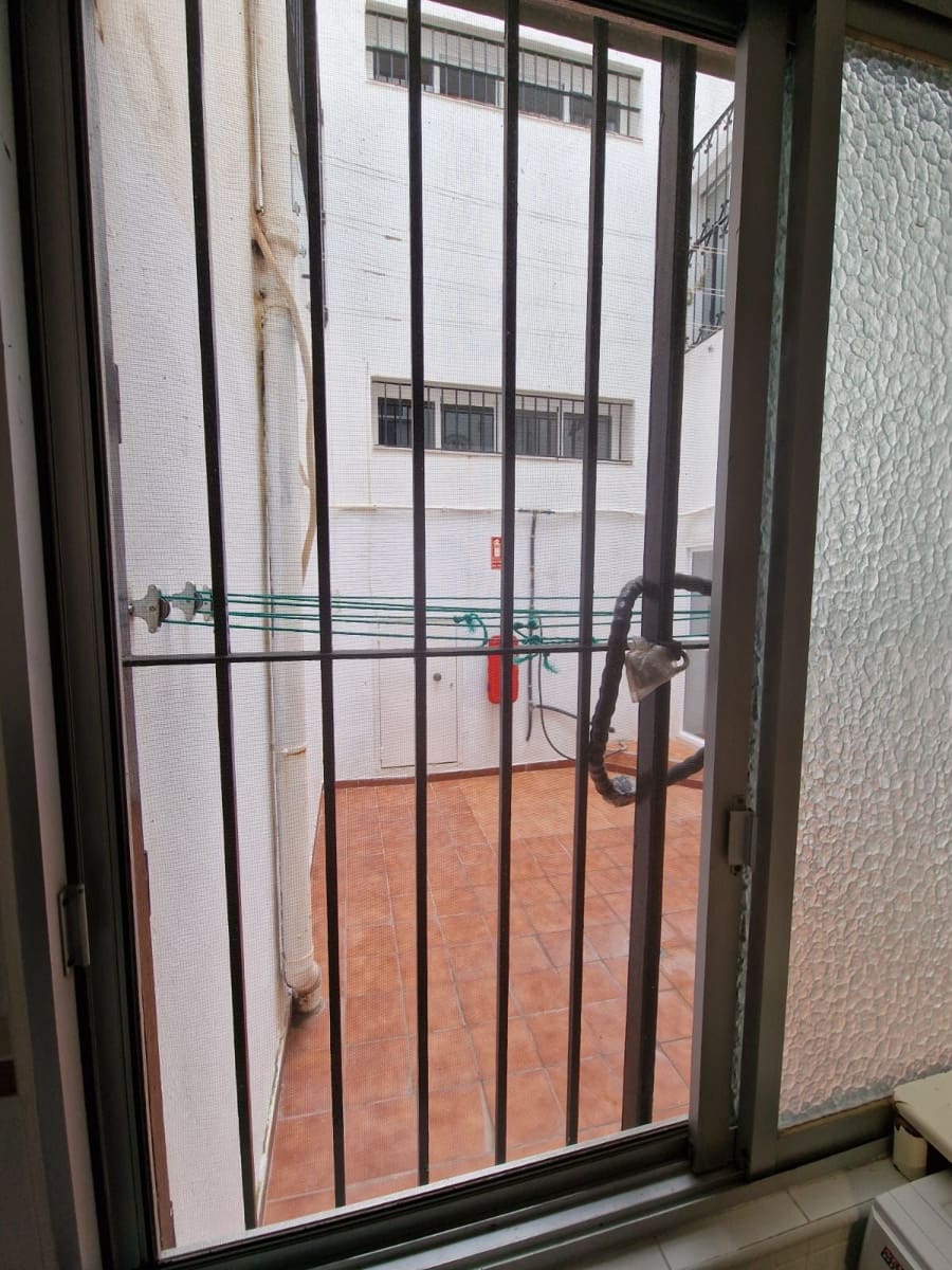 3 sovrum Lägenhet till salu i Rota - 170 000 € (Ref: 9512025)