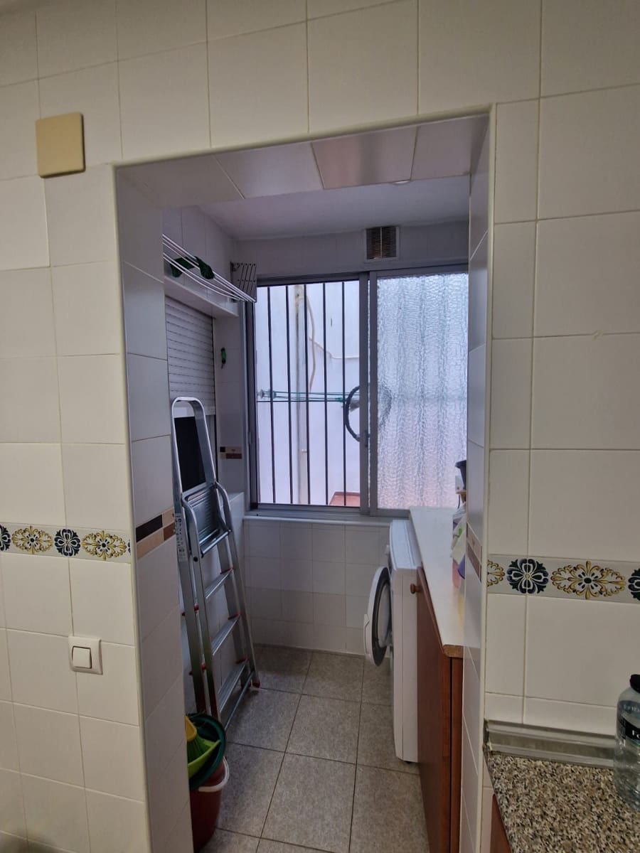 3 sovrum Lägenhet till salu i Rota - 170 000 € (Ref: 9512025)