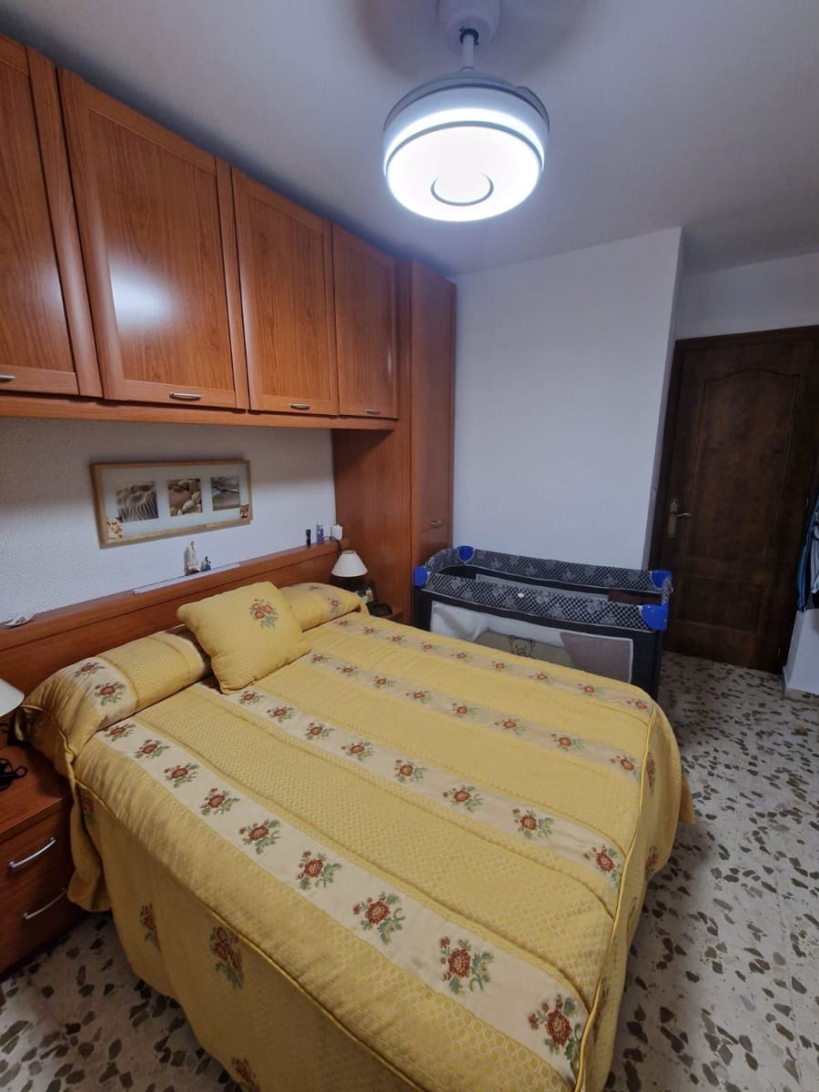 3 sovrum Lägenhet till salu i Rota - 170 000 € (Ref: 9512025)