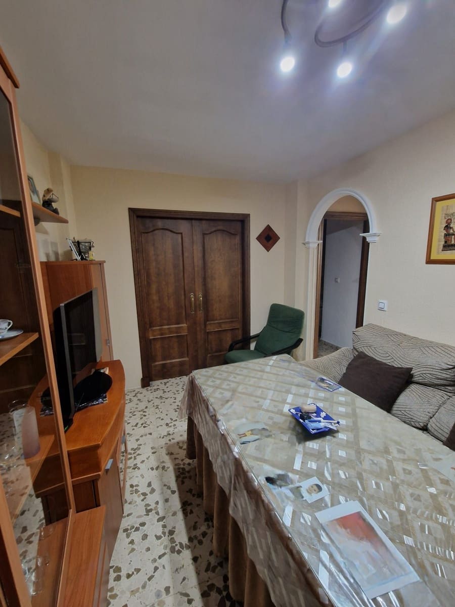 3 sovrum Lägenhet till salu i Rota - 170 000 € (Ref: 9512025)