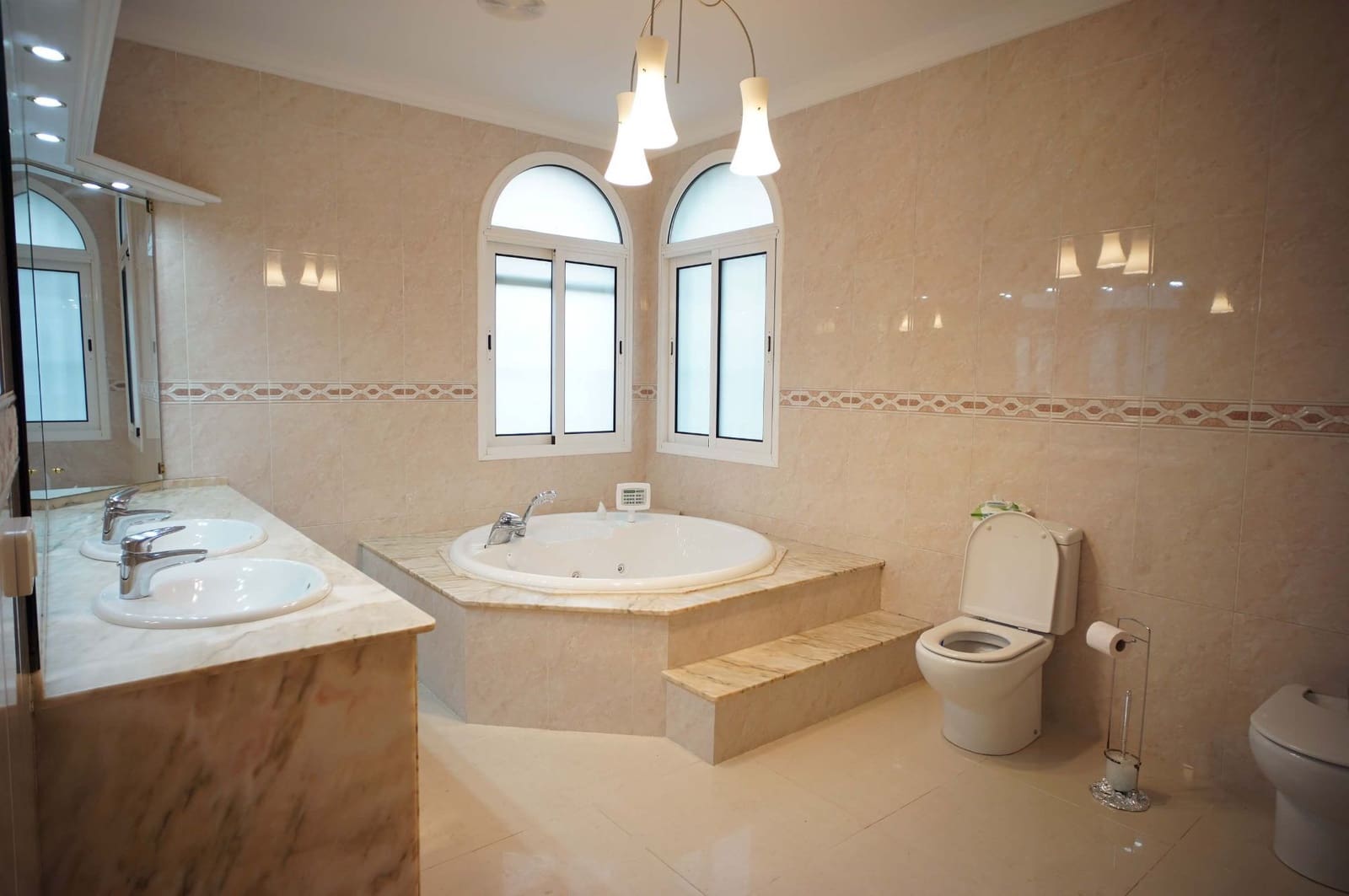 6 soverom Villa til leie i Chipiona med svømmebasseng garasje - € 2 500 (Ref: 9547540)