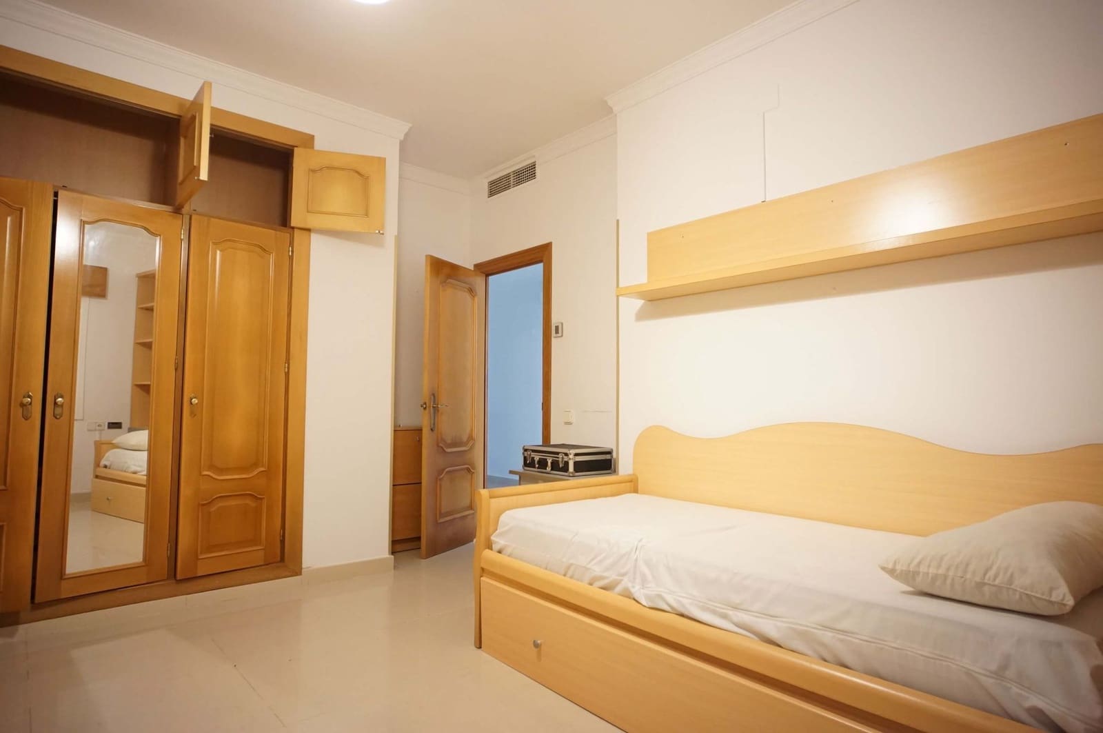 6 soverom Villa til leie i Chipiona med svømmebasseng garasje - € 2 500 (Ref: 9547540)