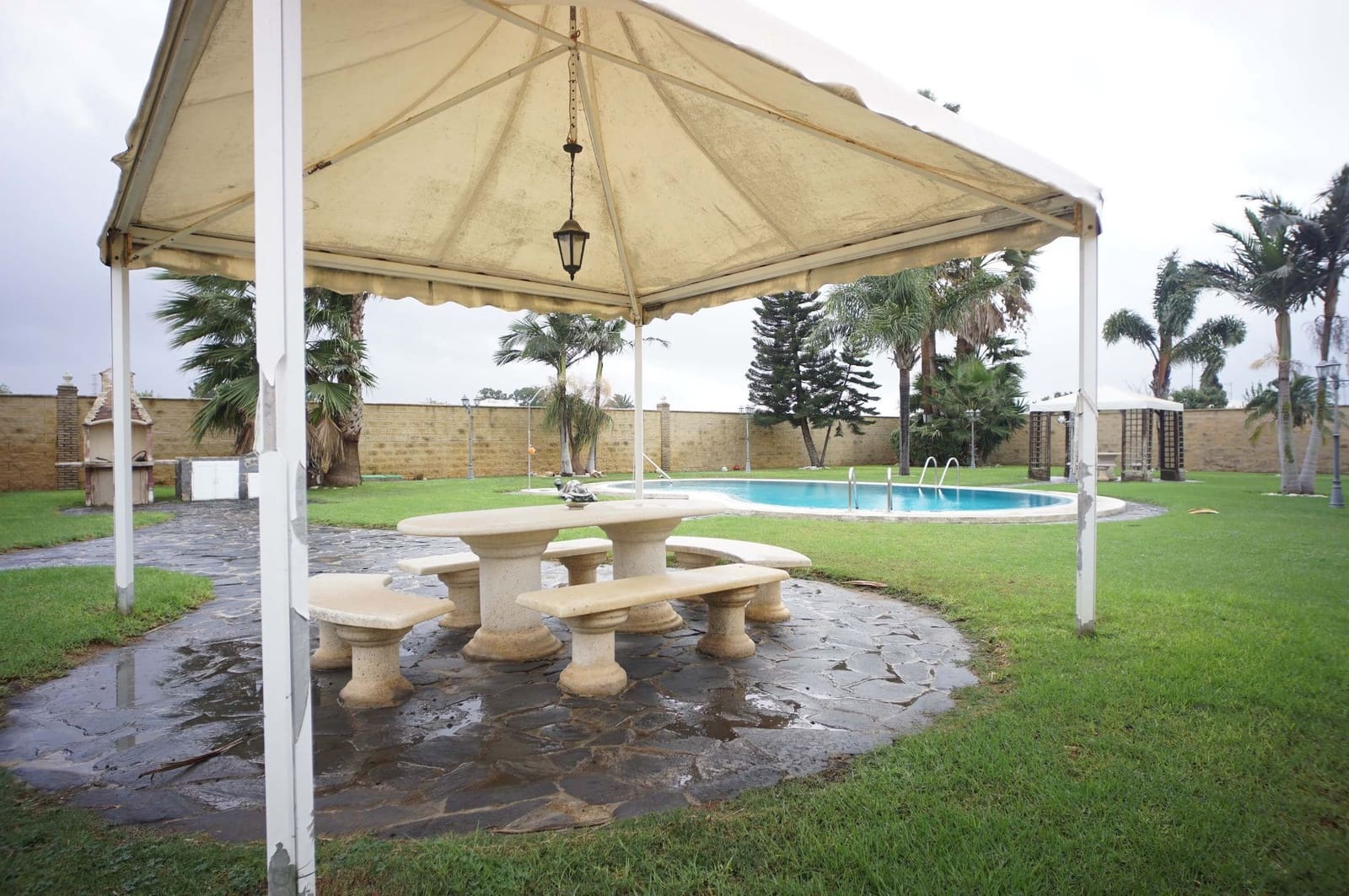 6 soverom Villa til leie i Chipiona med svømmebasseng garasje - € 2 500 (Ref: 9547540)