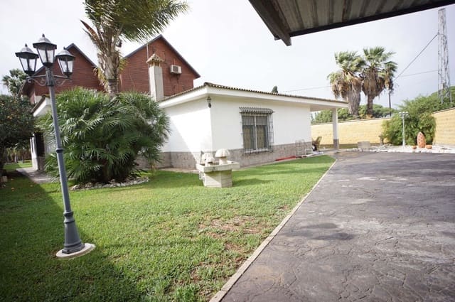 6 soverom Villa til leie i Chipiona med svømmebasseng garasje - € 2 500 (Ref: 9547540)