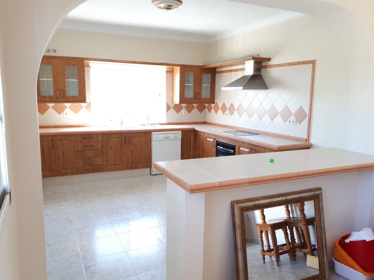 4 camera da letto Villa da affittare in Chipiona con piscina garage - 2.500 € (Rif: 9547541)
