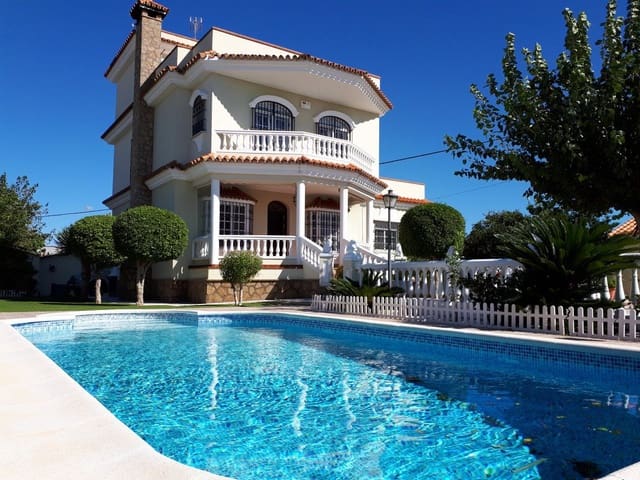 4 camera da letto Villa da affittare in Chipiona con piscina garage - 2.500 € (Rif: 9547541)