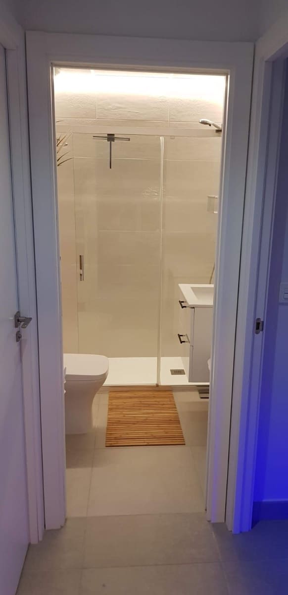 Appartement de 2 chambres à louer à Rota avec piscine garage - 1 440 € (Ref: 9806069)