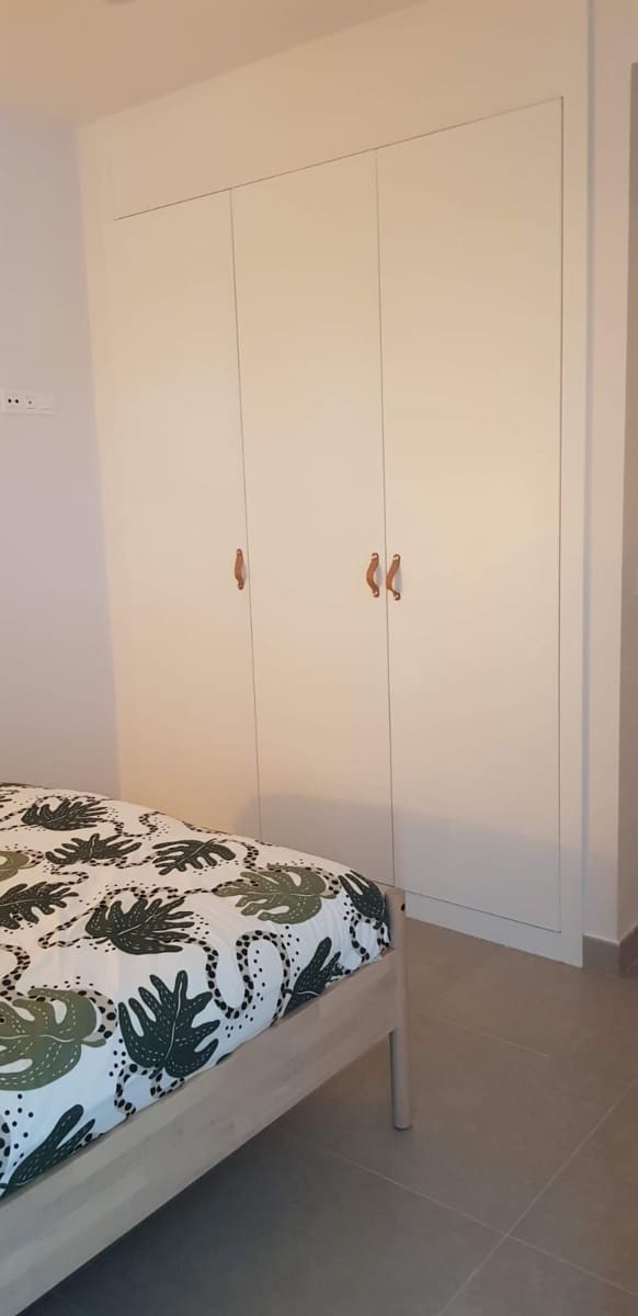 Appartement de 2 chambres à louer à Rota avec piscine garage - 1 440 € (Ref: 9806069)