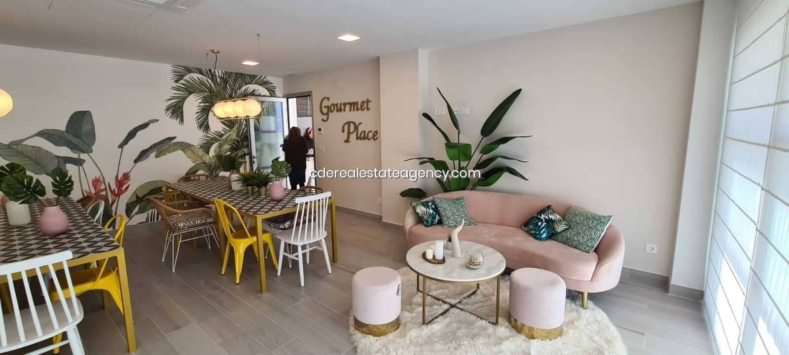 Appartement de 2 chambres à louer à Rota avec piscine garage - 1 440 € (Ref: 9806069)