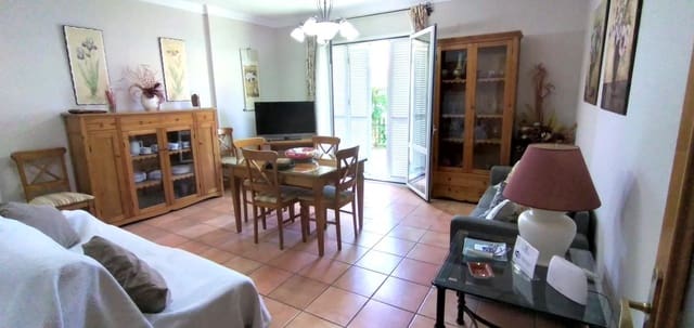 3 Zimmer Doppelhaus zu vermieten in Rota mit Pool Garage - 1.600 € (Ref: 9806070)