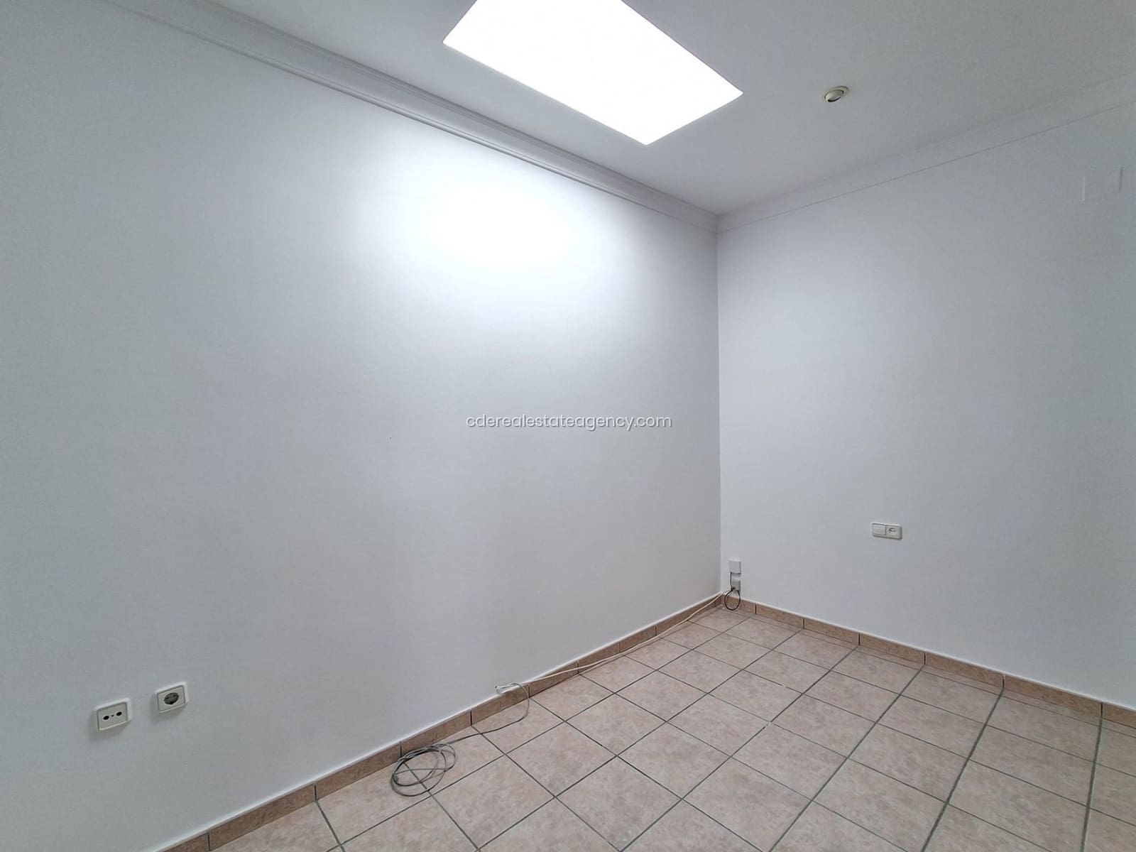 3 soverom Villa til leie i Chipiona med garasje - € 1 440 (Ref: 9806071)