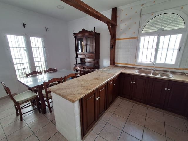 3 soverom Villa til leie i Chipiona med garasje - € 1 440 (Ref: 9806071)