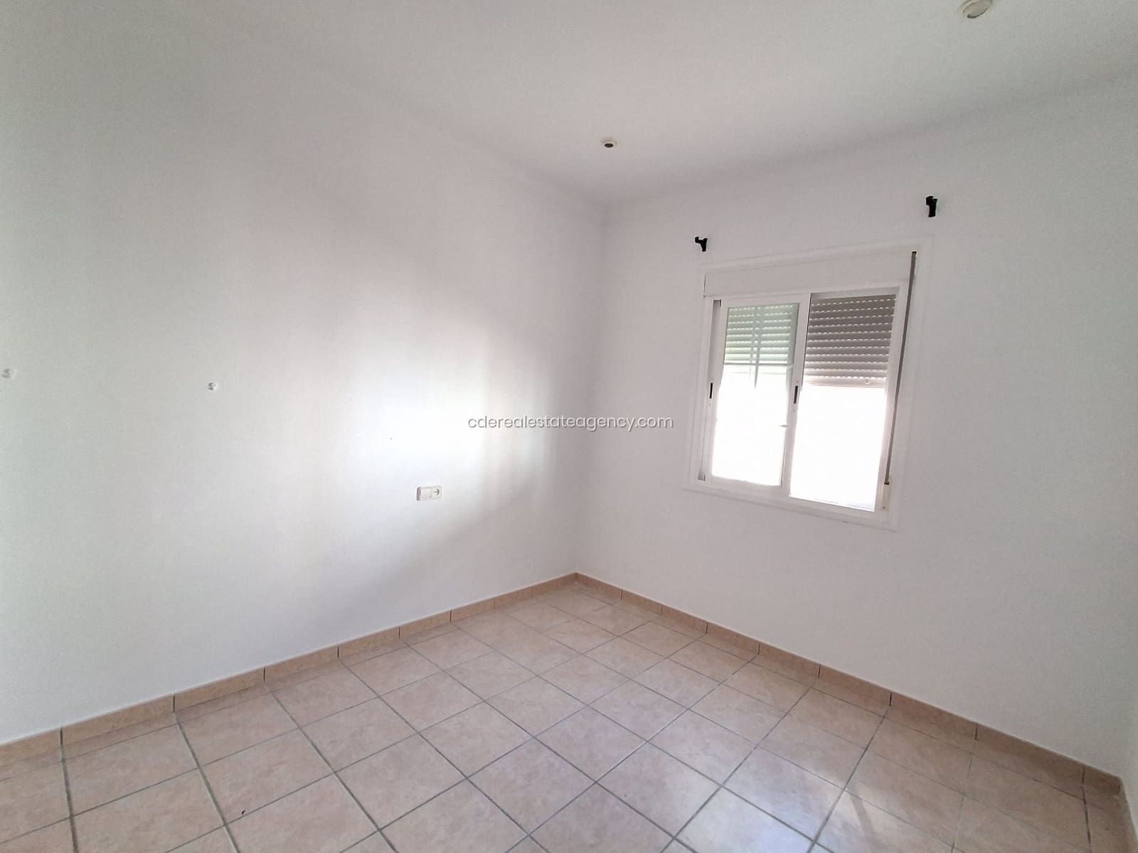 3 soverom Villa til leie i Chipiona med garasje - € 1 440 (Ref: 9806071)